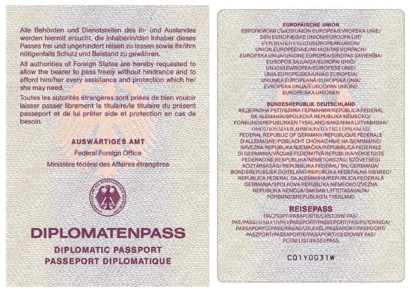 Diplomatenpass Vorsatz und Passkartenrückseite (BGBl. 2015 I S. 234)