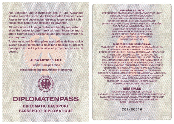 Diplomatenpass Vorsatz und Passkartenrückseite (BGBl. 2015 I S. 234)