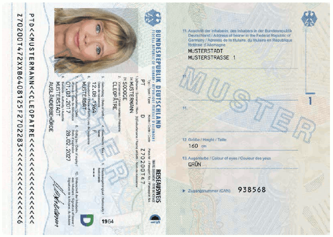 Ausweismuster Reiseausweis für Flüchtlinge, Passkartendatenseite und Passbuchinnenseite 1 (BGBl. 2017 I S. 237)